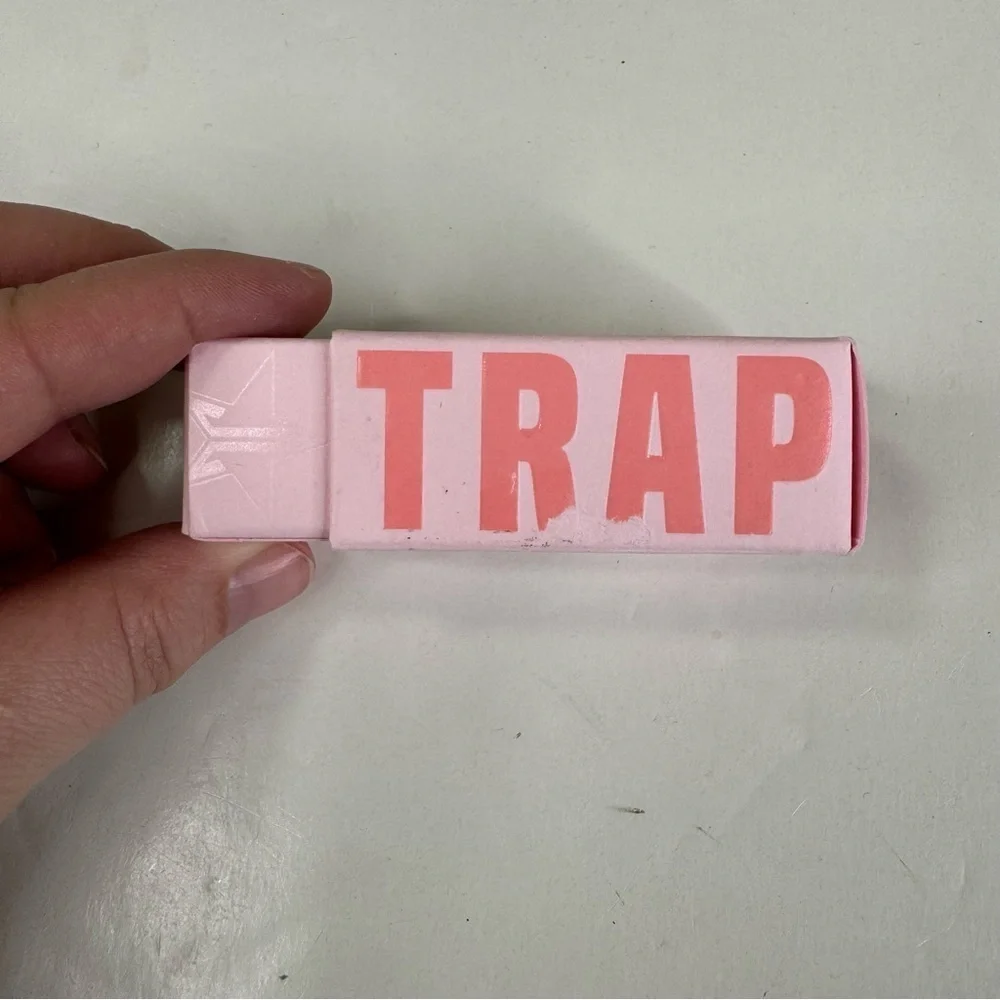 Jeffree Star Trap Lipstick in Ranch Girl